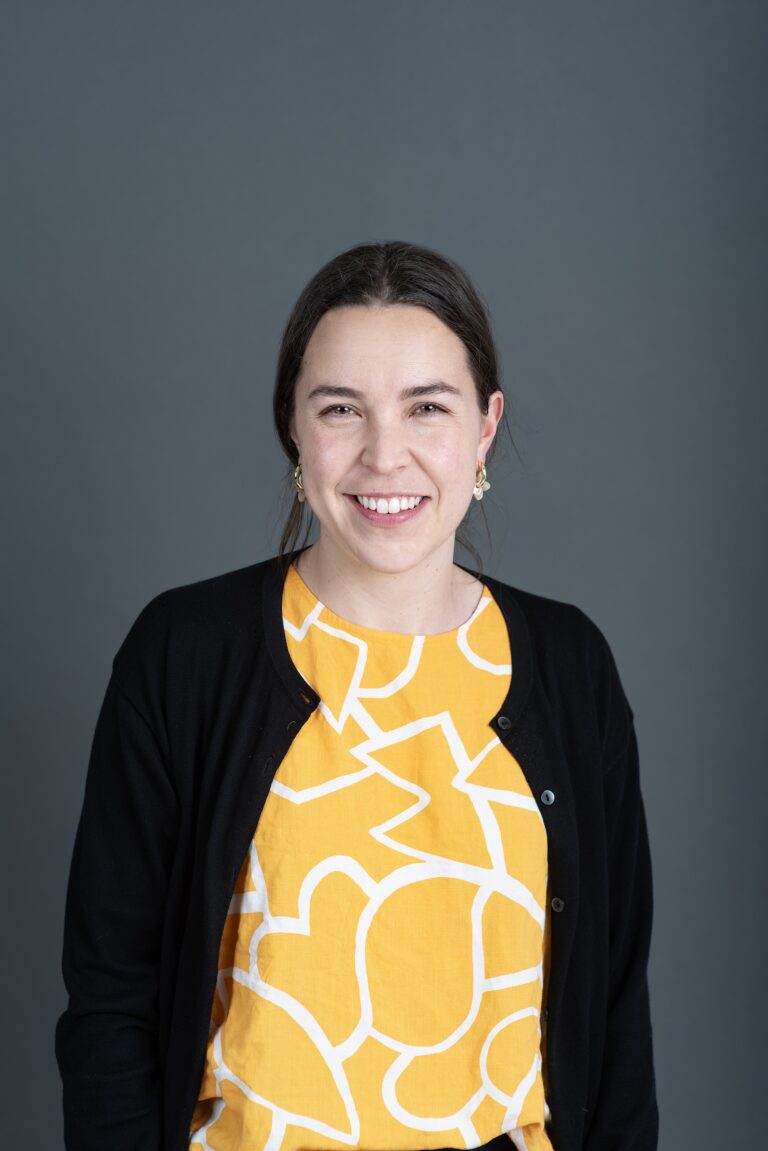 Dr Kirsten Jensen