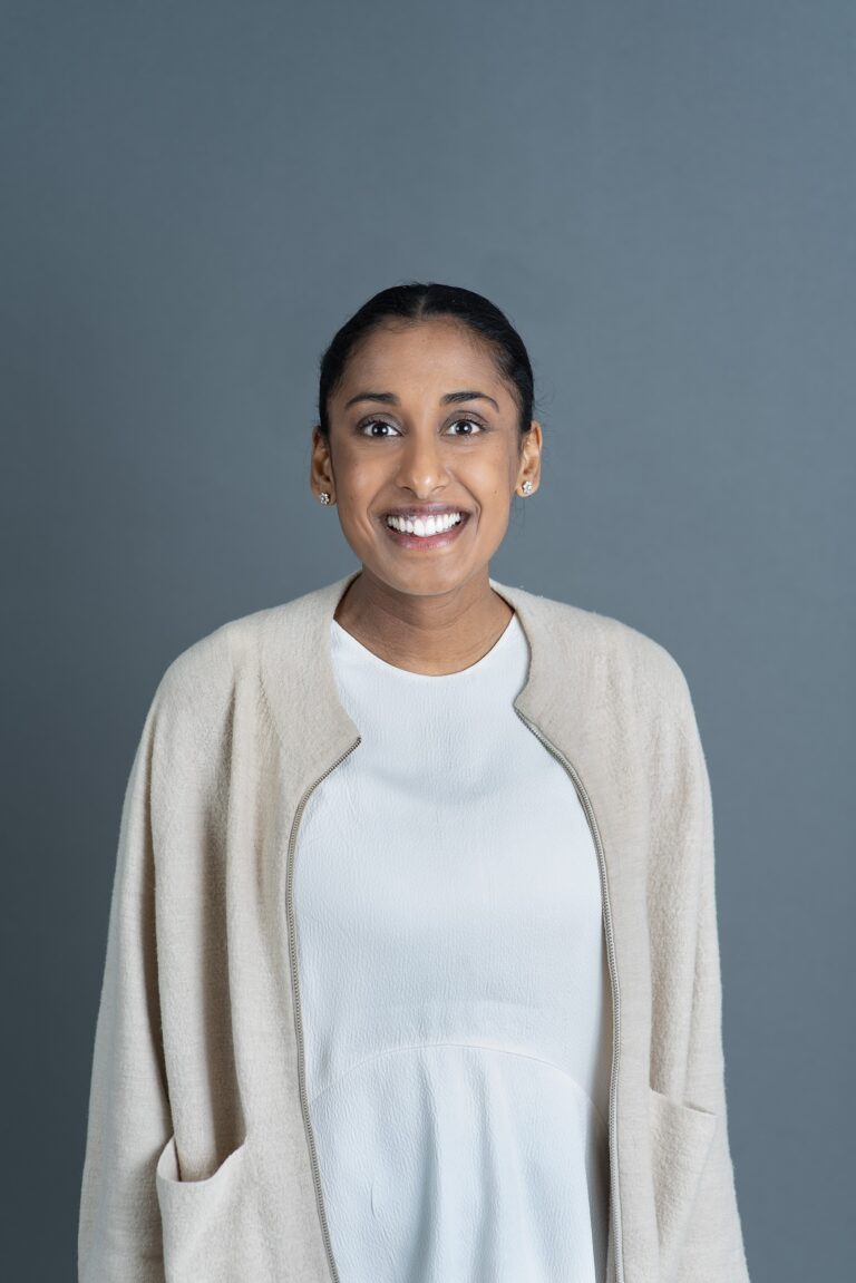 Dr Radya Cowan